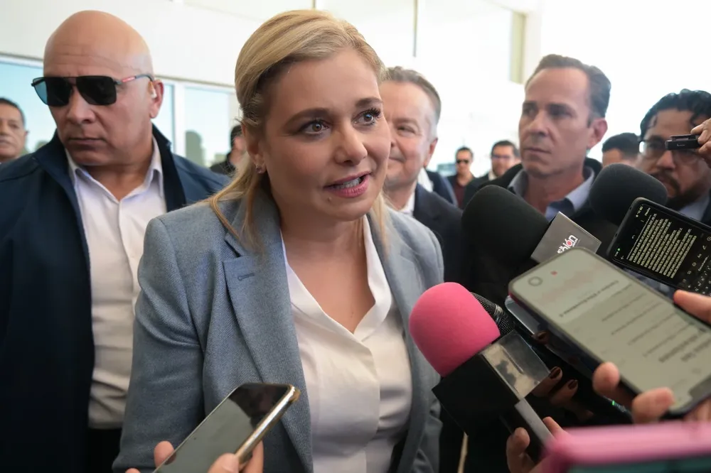 c1094203-a0eb-4ba4-afbb-3133f317c46d