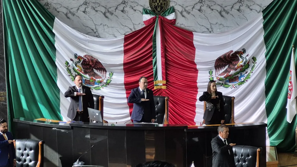 multimedia.normal.8ec442e2607aeb60.bm9ybWFsLndlYnA=